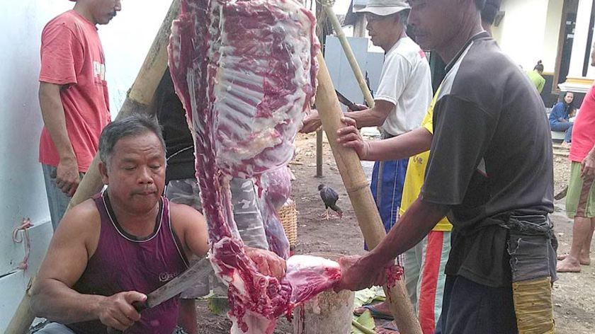 Jamaah Aboge Wangon Laksanakan Salat Idul Adha Rabu Pagi