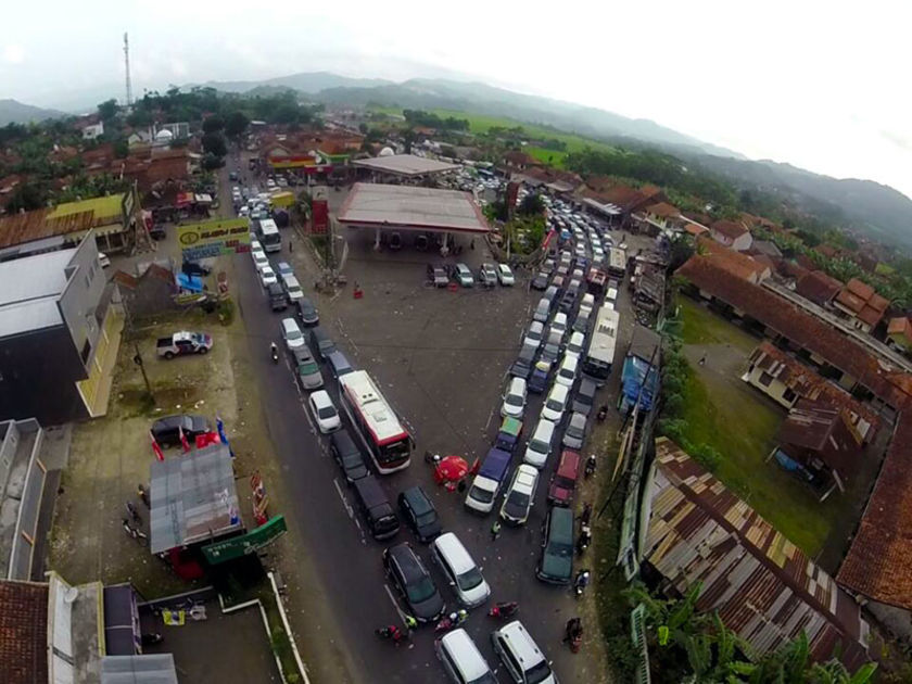 Puncak Arus Balik, 100 Ribu Kendaraan Melintas, Ajibarang Macet Parah