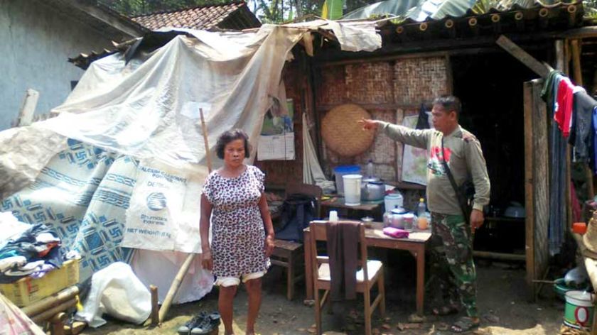 Rumah Ambruk, Warga Ajibarang Belum Dapat Bantuan