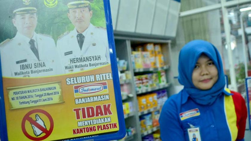 Di Daerah Harga Per Kantong Tembus Rp 5 Ribu, Kantong Plastik Berbayar Dihentikan