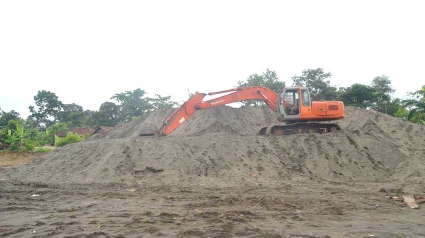 Penambangan Pasir yang Kurang Perhitungan Berpotensi Rusak Sungai Serayu