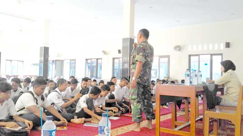 Forum Silaturahmi dan Orientasi Siswa MTs Muhammadiyah Majenang Hadirkan BNN