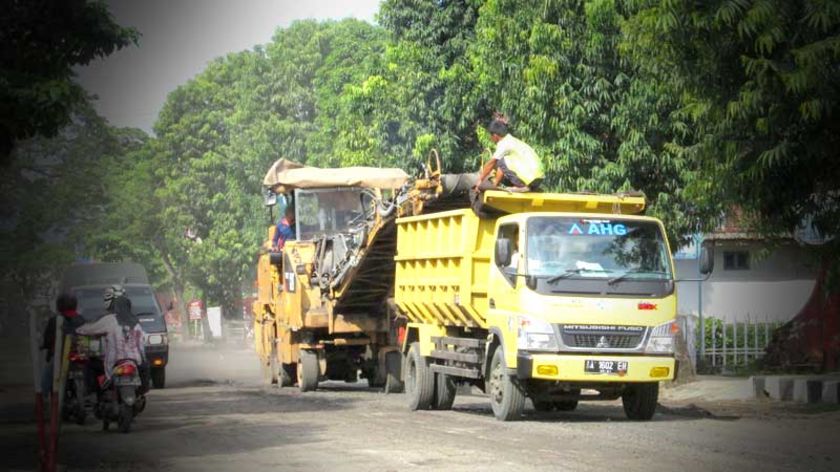 Hotmix Disegerakan, Cor Ditunda Hingga Pasca Lebaran