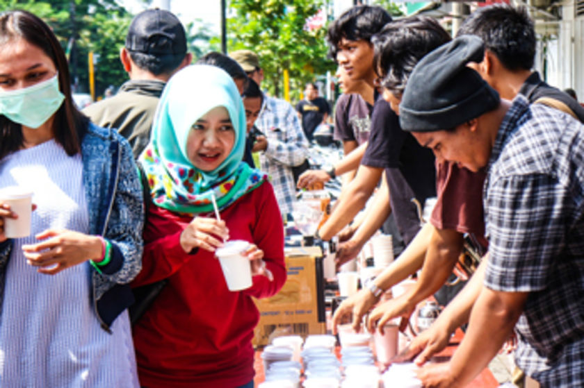 Hari Kopi, Juguran Kopi Barlingmascakeb Gelar Minum Kopi Gratis