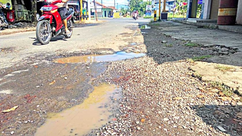 Jalan Cahyana Baru Purbalingga Dikeluhkan