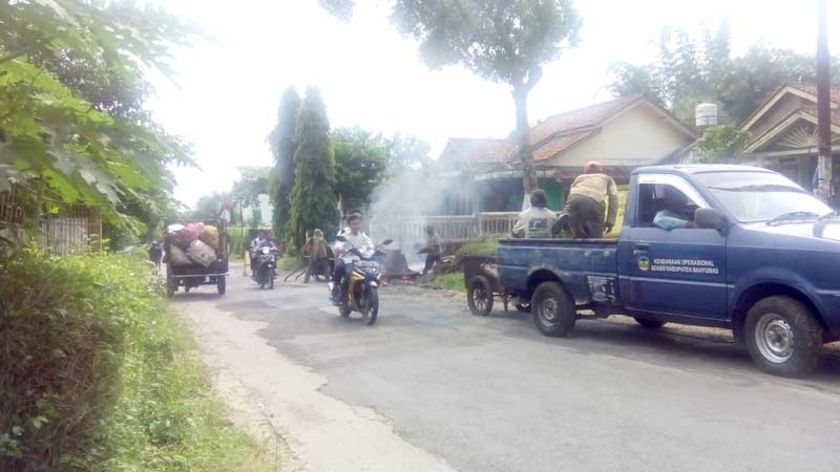 Jalur Alternatif Mudik Banyumas Masih Berlubang, Sejumlah Titik Mulai Ditambal