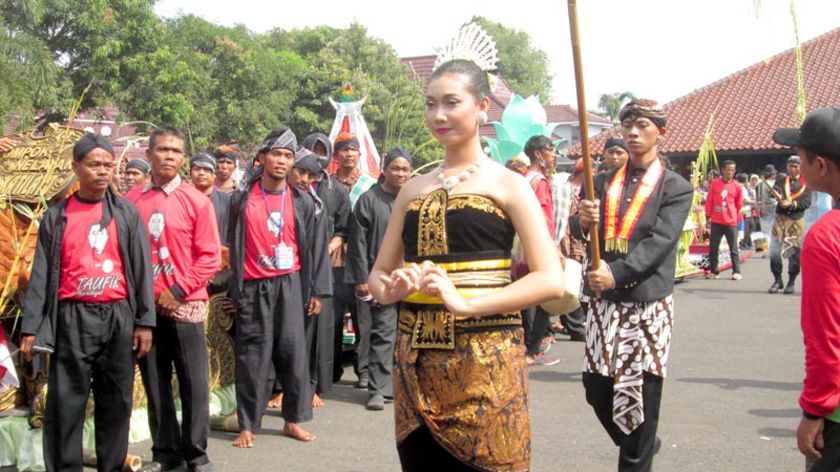 Keunikan Dibalik Perhelatan Sedekah Laut Cilacap