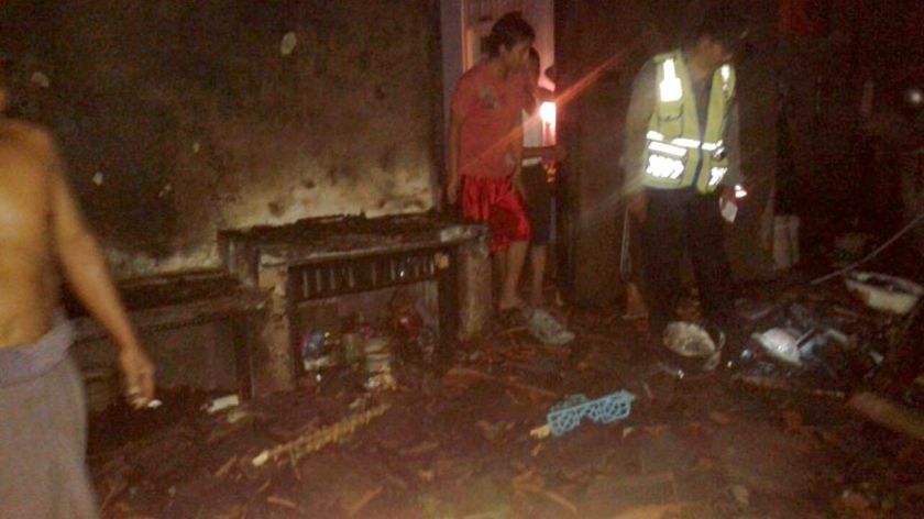 Ditinggal ke Warung, Dapur Ludes Terbakar