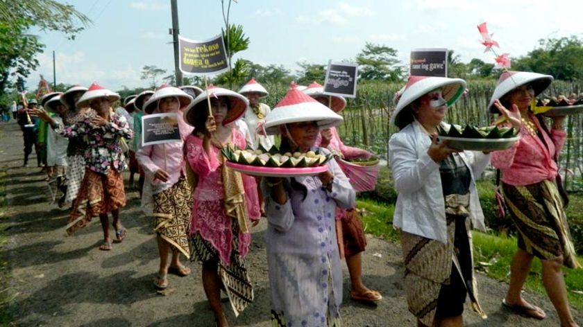 Sedekah Bumi di RW 4 Desa Karangjambe, Kecamatan Padamara Digalang dari Uang Jimpitan Warga