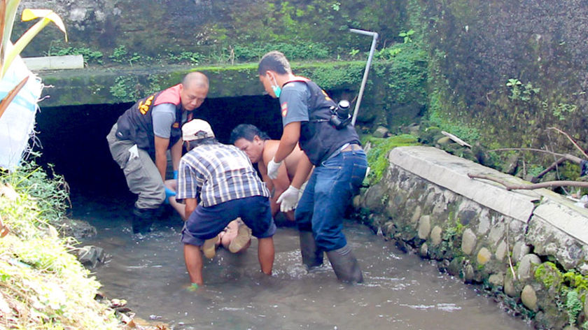 Mayat Laki-laki Ditemukan di Gorong-gorong Perumahan Puri Hijau