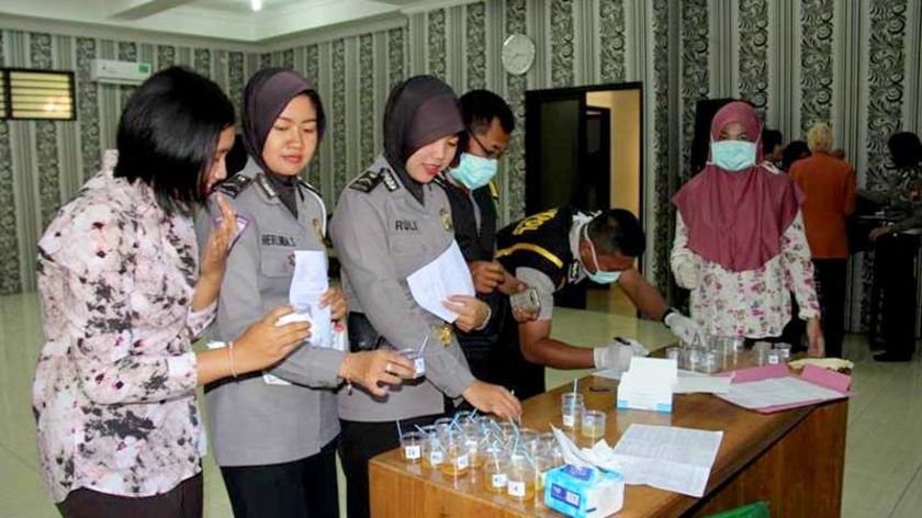 Mendadak, Polwan Polres Cilacap Diperiksa Urine