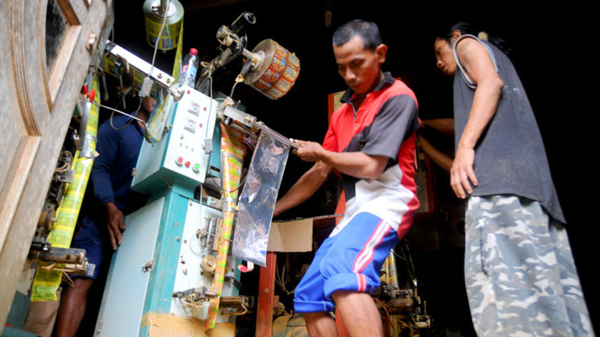 Pabrik Jamu Ilegal di Kebasen Digrebek