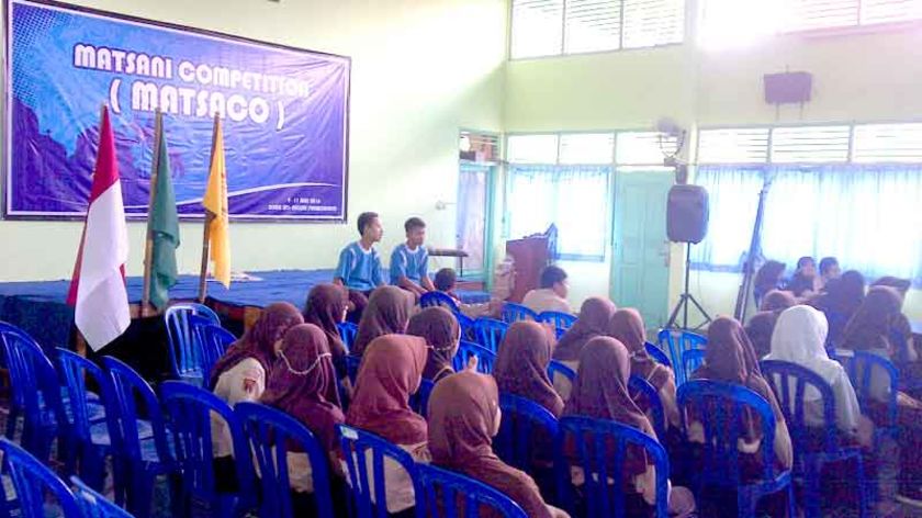 Pesantren Ramadan MTs Model Purwokerto, Siswa Diajak Praktik Salat Jenazah