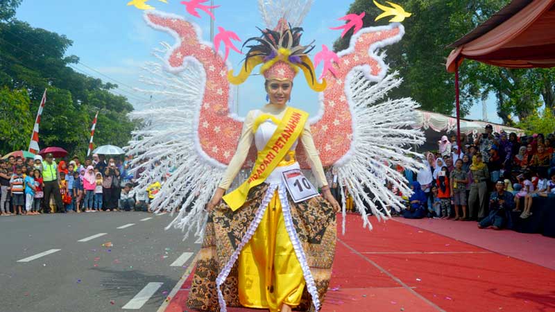 Peserta Wajib Pakai Produk Lokal di Kebumen Carnival 2016