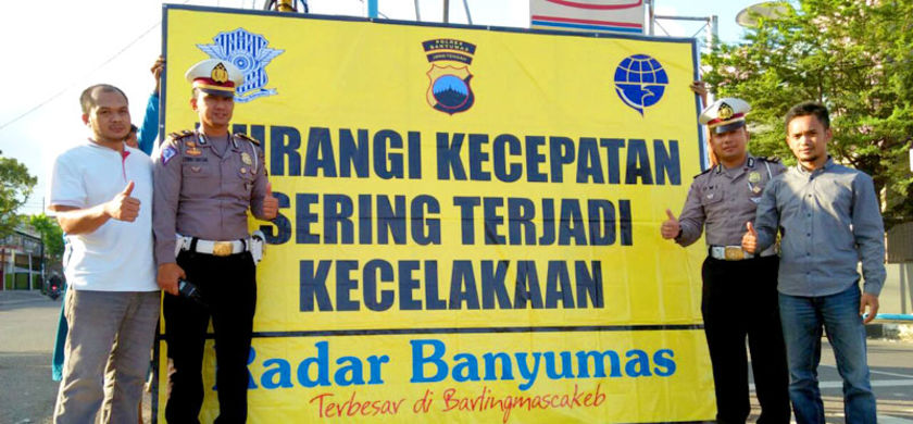 Radarmas dan Satlantas Polres Banyumas Bekerjasama Peduli Keselamatan Berkendara