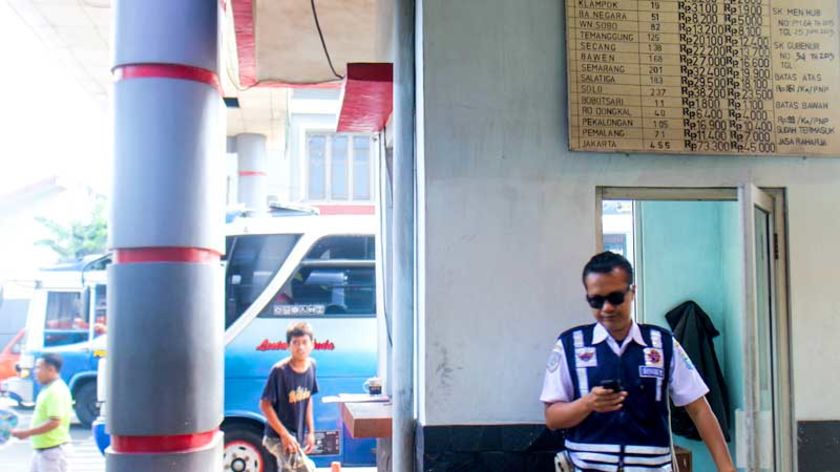 Dampak Pengecoran Jalan, Retribusi Angkutan Cilacap Terancam Turun