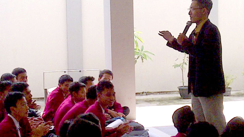 SMK Negeri 1 Purwokerto Tutup Pesantren Ramadan dengan Training Motivasi