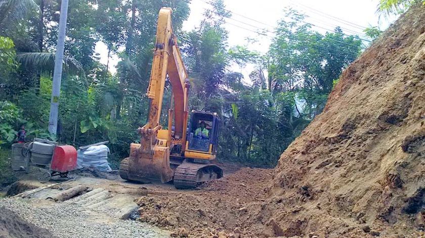 Setelah Pelebaran Jalan Selesai, Warga Berharap Jalur Pancasan-Sawangan Diaspal