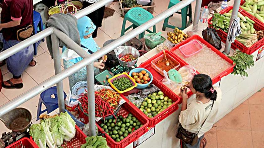 Stok Langka, Harga Kebutuhan Pokok Masyarakat Naik