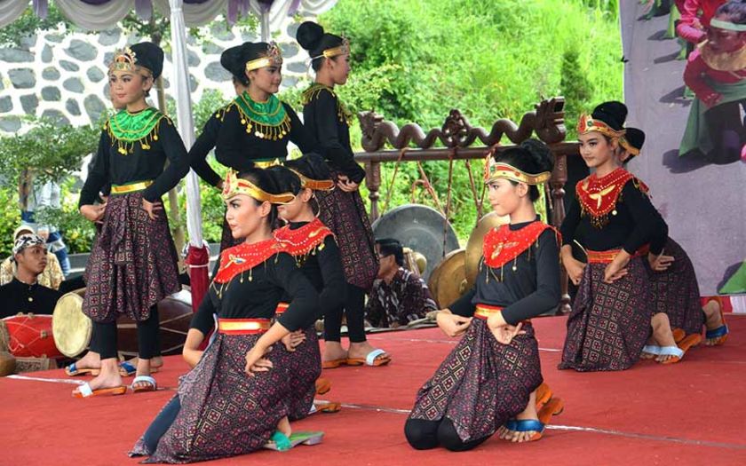 Tari Aplang, Tradisi Khas Banjarnegara yang Nyaris Punah