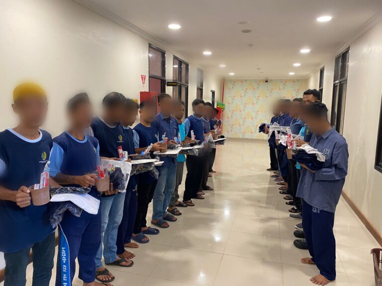 Atasi Overkapasitas, 14 Narapidana Dipindahkan ke Lapas Nirbaya