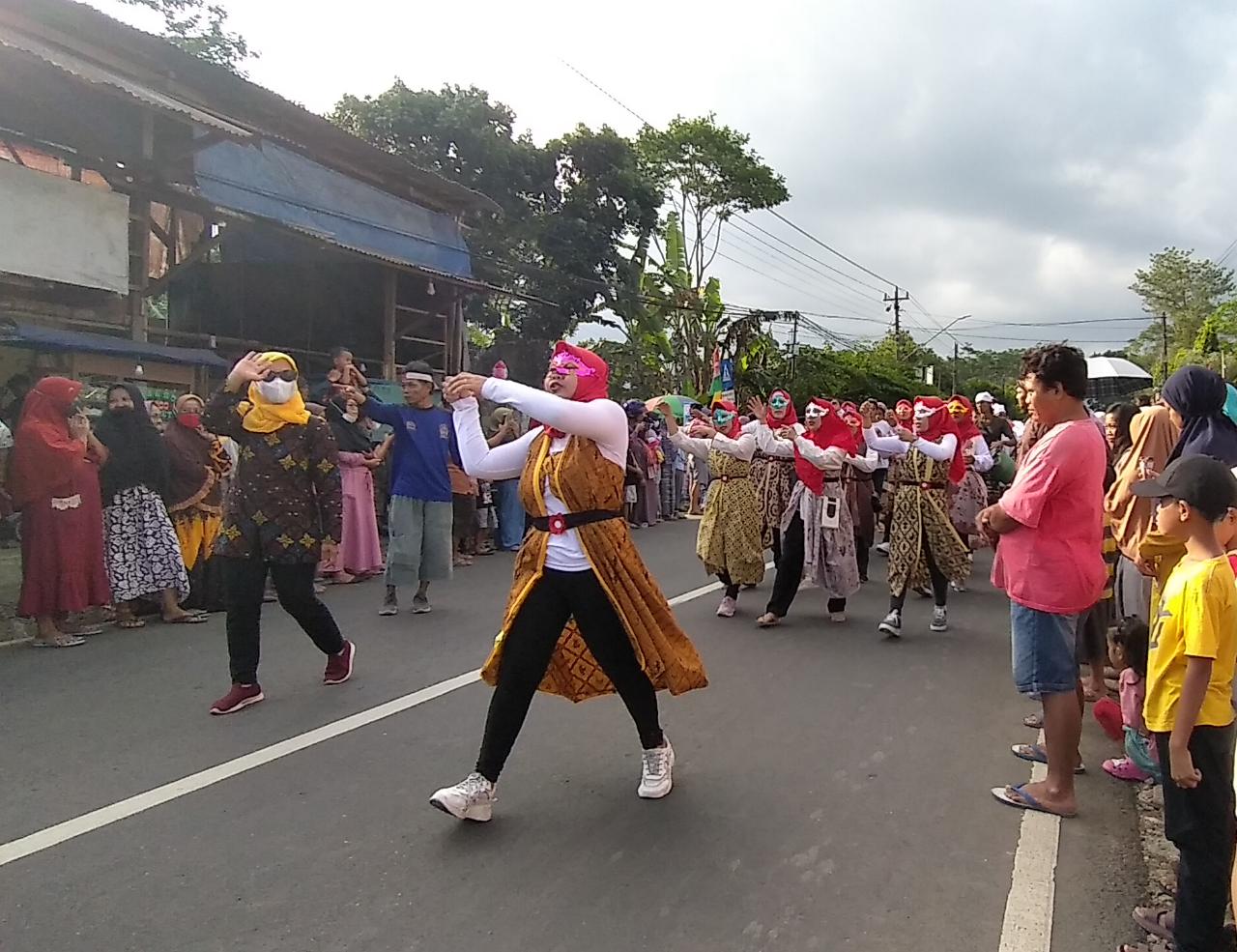 Meriahnya Karnaval Kelurahan Pasir Kidul Obati Kerinduan Warga