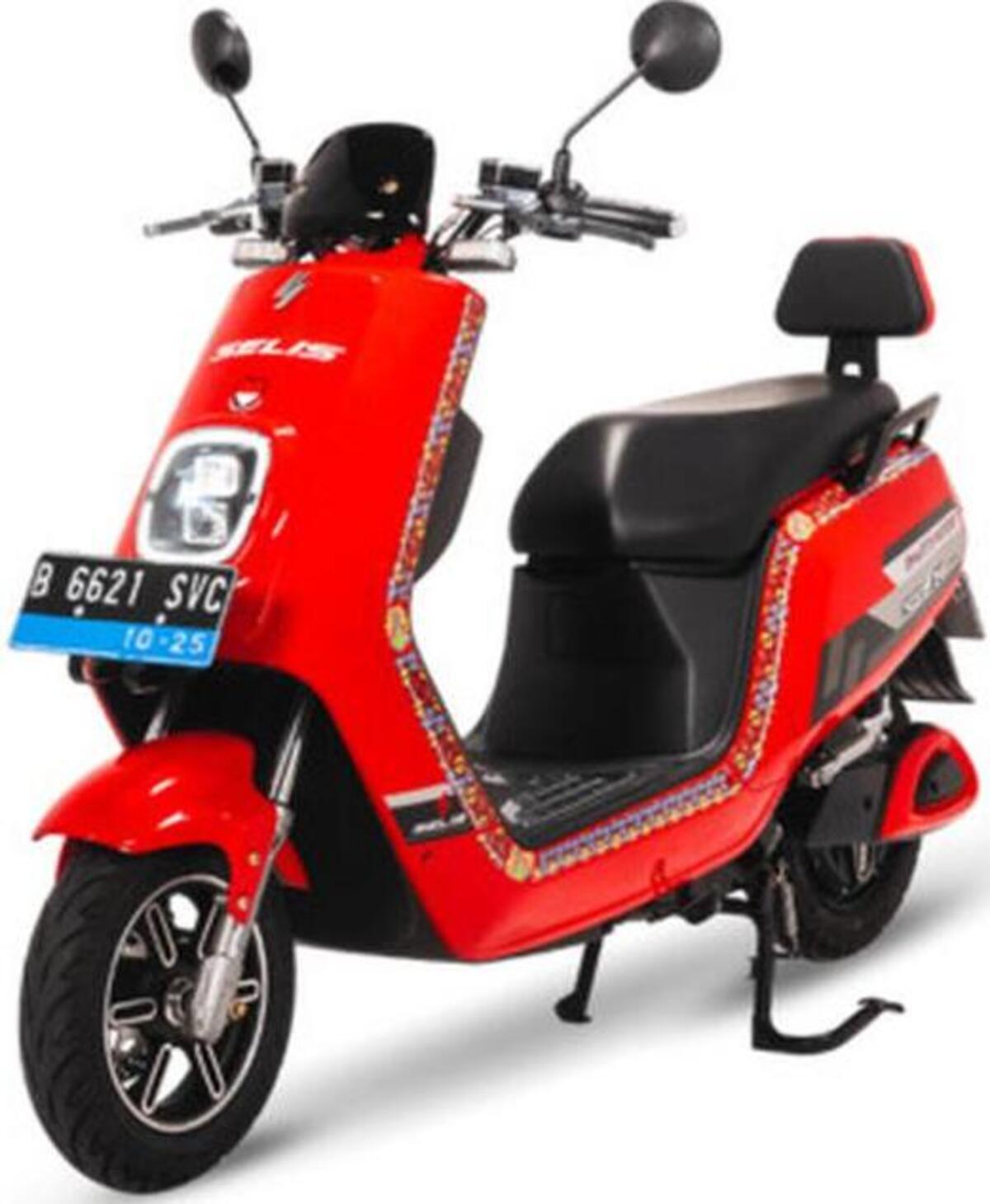 Cicilan Ringan! Motor Listrik Selis E-Max Mulai Rp700 Ribuan/Bulan via OTO Finance