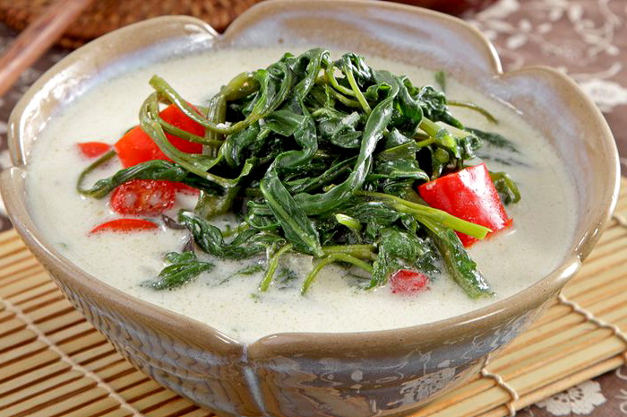 Kuliner Unik Sayur Kangkung Santan Kudus