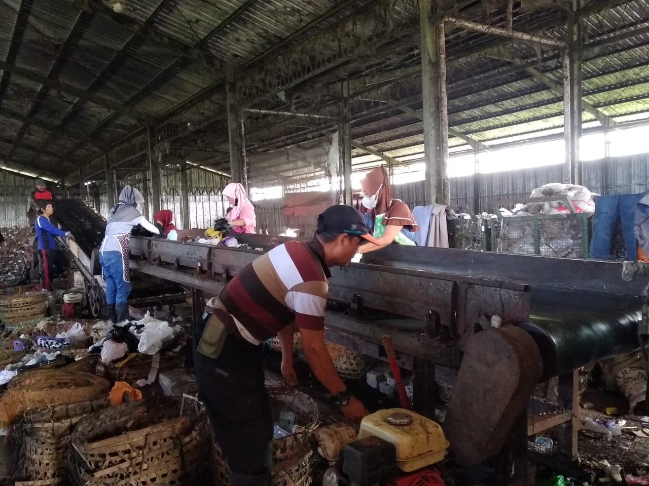 Pejuang Sampah, Hari Kemerdekaan TPST Tak Libur