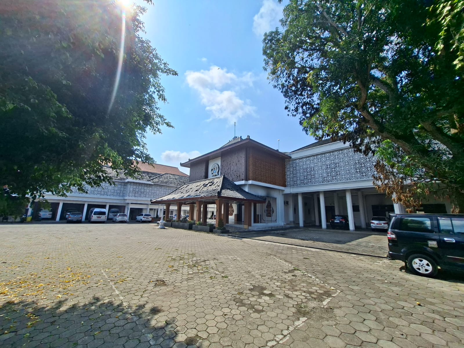 DPRD Cilacap Godok Dua Raperda Strategis, Kajian Naskah Akademik Dilakukan Unsoed dan Unigal