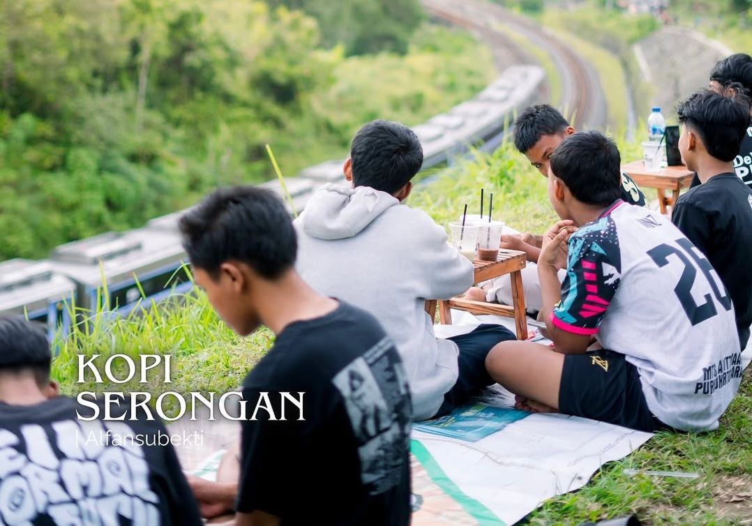 Menikmati Alam & Secangkir Kopi di Serongan Cilongok