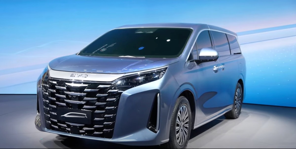 BYD Hadirkan Xia, Mobil Listrik yang Siap Masuk Pasar Indonesia.