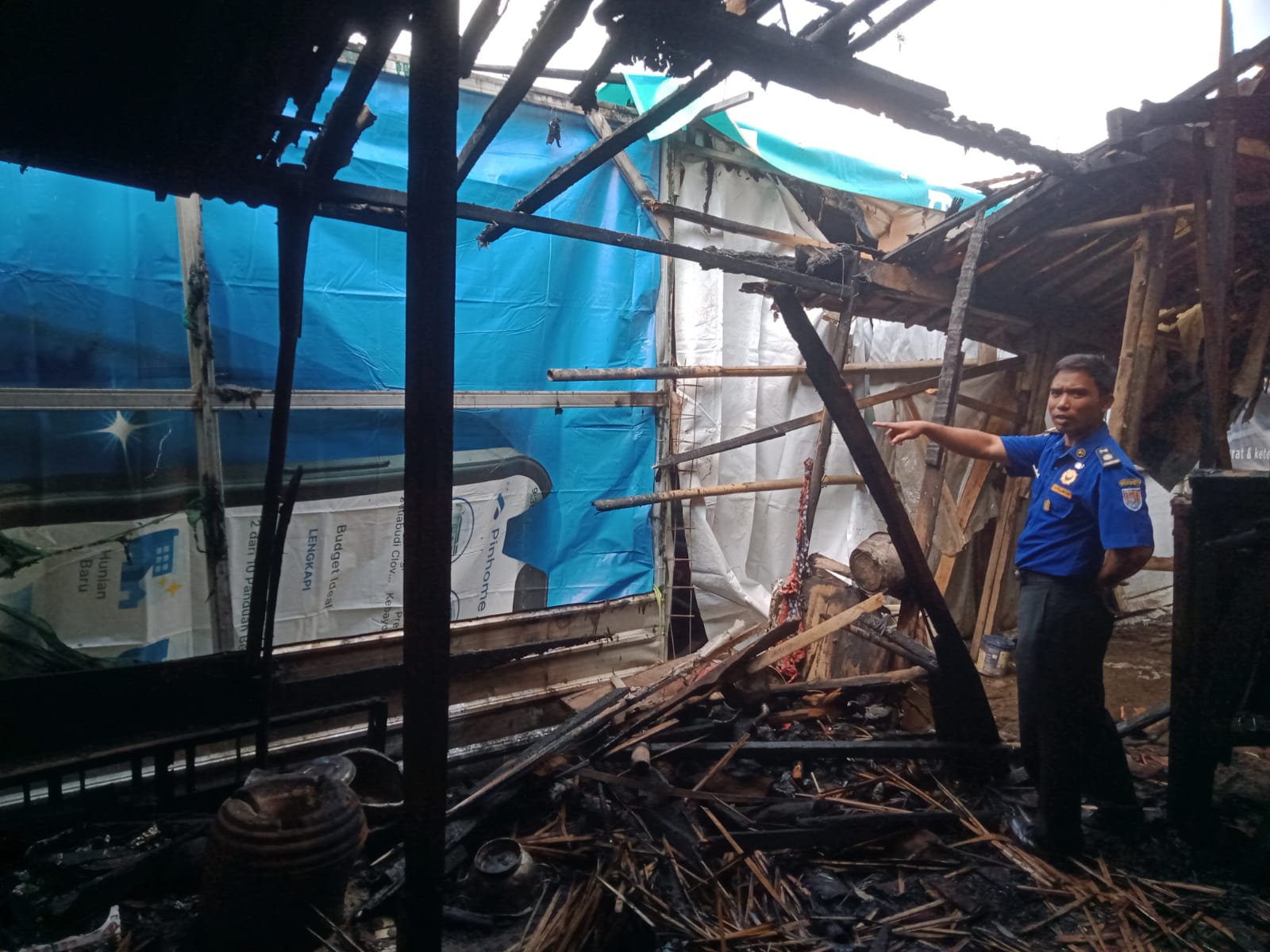 Tinggalkan Tungku Dalam Kondisi Menyala, Dapur Rumah Warga Rawajaya, Cilacap Kebakaran