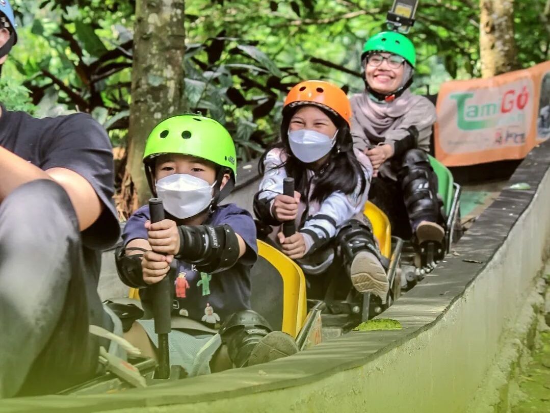 Mengenal TamiGo Coaster, Wisata Adrenalin Baru di Lembang