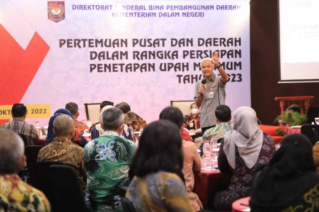 Ganjar Bocorkan Strategi Penetapan Upah Minimum Jateng ke Disnaker se Indonesia