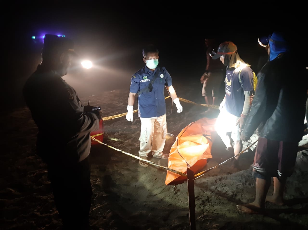 Jenazah Nelayan yang Terjatuh di Pantai Welahan Wetan Ditemukan di Pantai Widarapayung Binangun, Cilacap