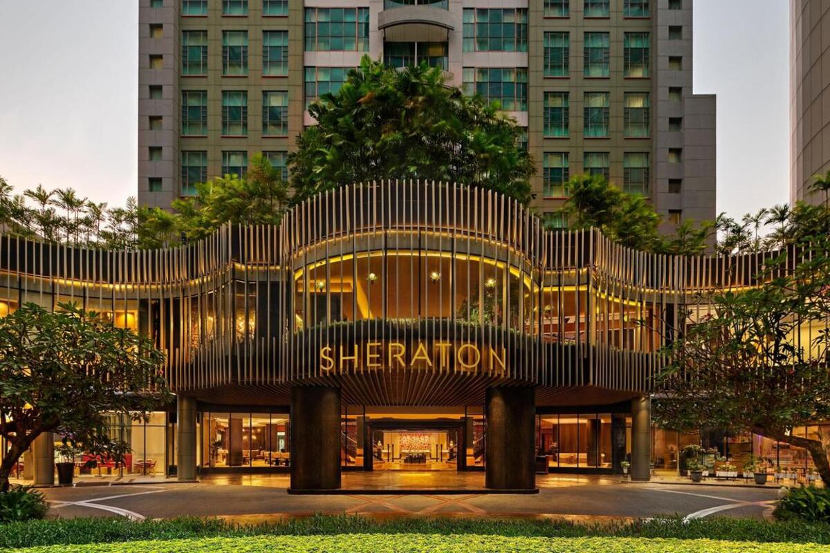 Sheraton Surabaya Hotel and Towers yang Memiliki Fasilitas Lengkap Sebagai Hotel Bintang 5