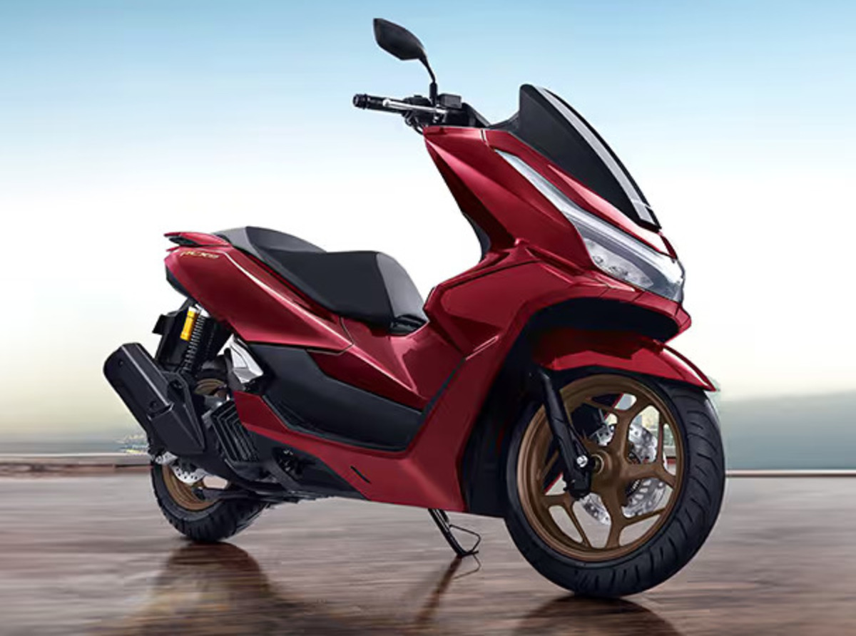 Keunggulan Honda PCX 160 sebagai Skuter Premium dengan Teknologi eSP+ dan Irit BBM