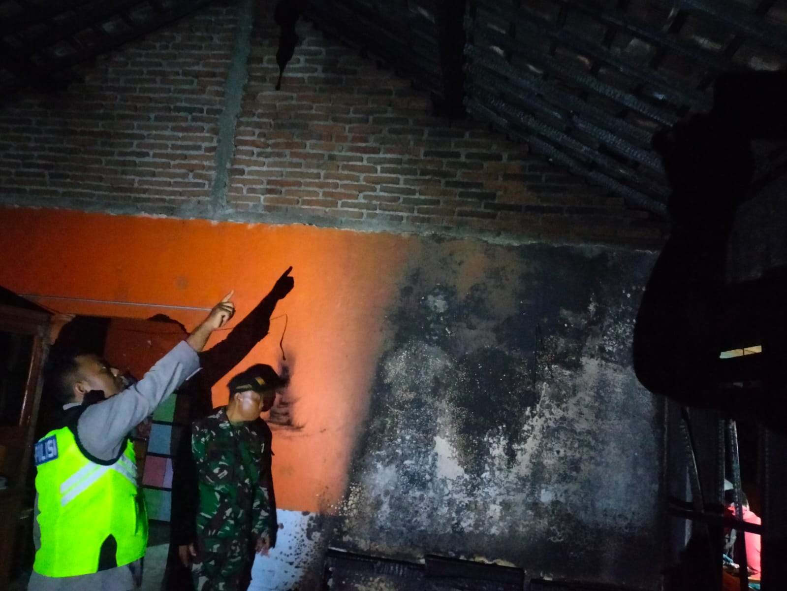 Pemuda Bakar Rumah Orangtuanya di Pujotirto Kebumen