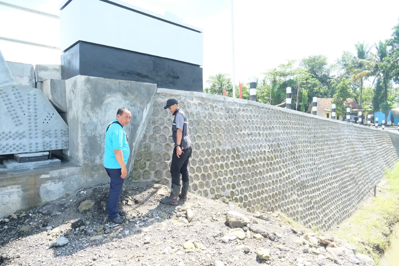 Jembatan Wetonkulon Dipastikan Aman 