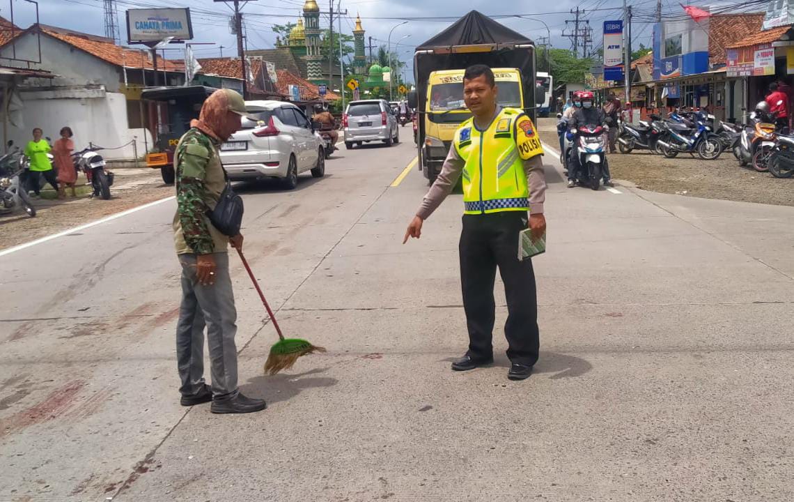 Kecelakaan Maut di Jalan Raya Wangon-Jatilawang, 3 Orang Tewas Di Tempat