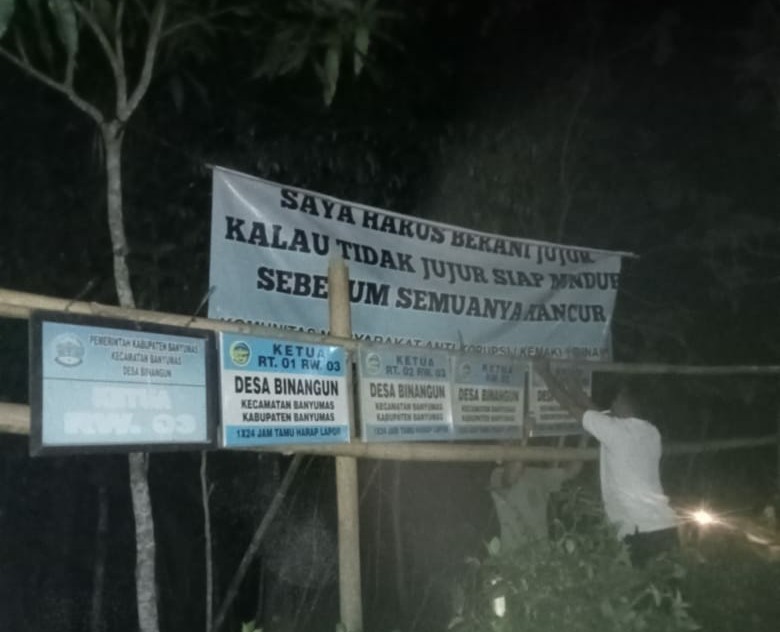 24 Ketua RT dan 6 RW Desa Binangun Kecamatan Banyumas Copot Plang Plakat 