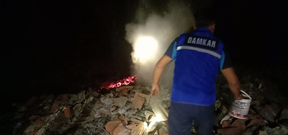 Ditinggal ke RS, Rumah Warga Kertajaya Cilacap Terbakar