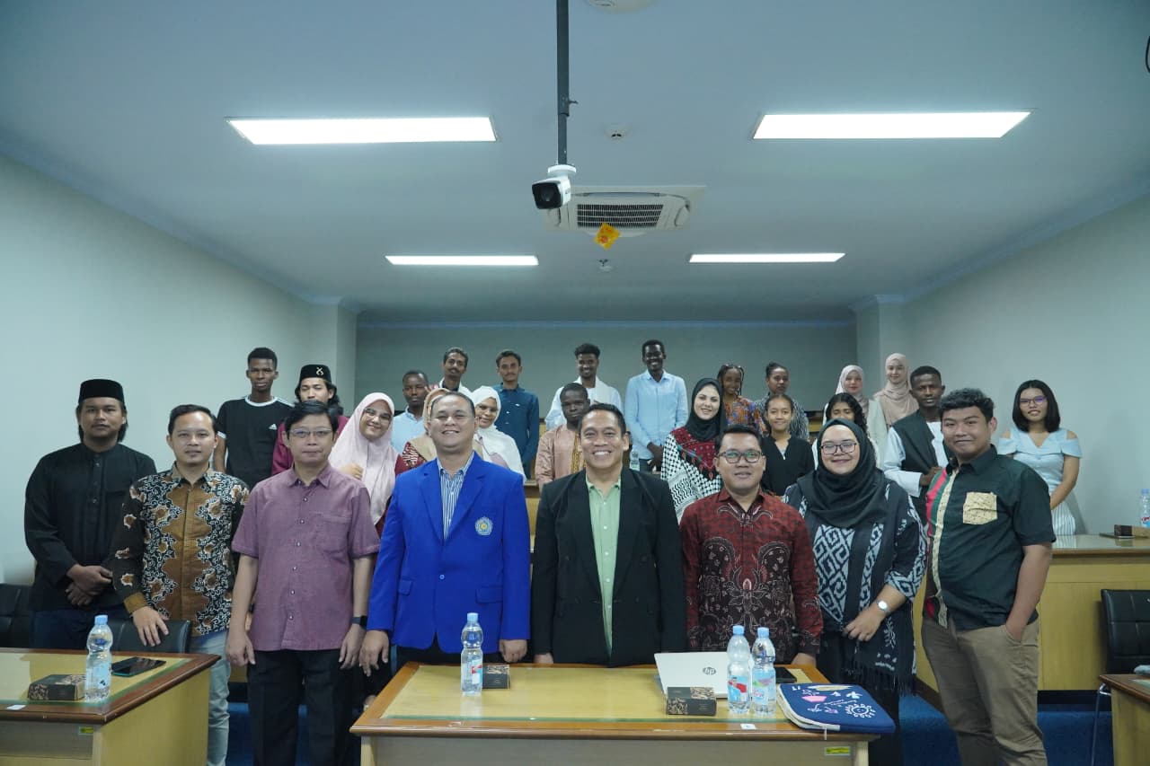 UMP Sambut Mahasiswa Asing Baru Melalui Program CLAP