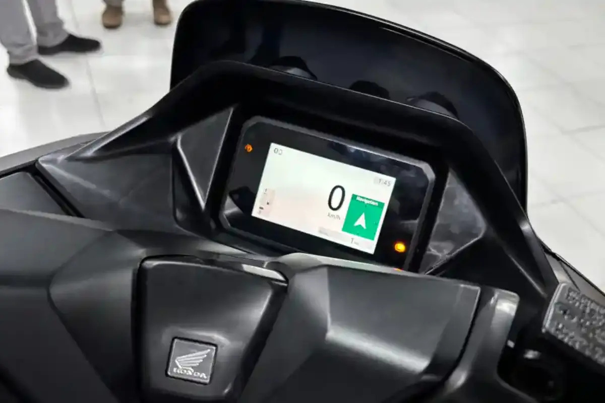 Mengenal Fitur RoadSync yang Membuat Honda PCX Bisa “Berbicara”