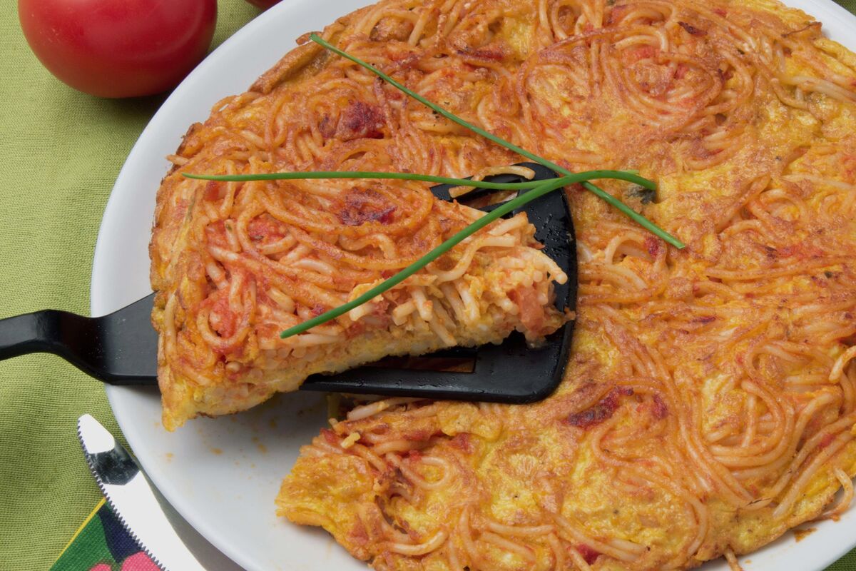 Resep Omelet Mie Instan yang Simpel Dijamin Gurih dan Renyah