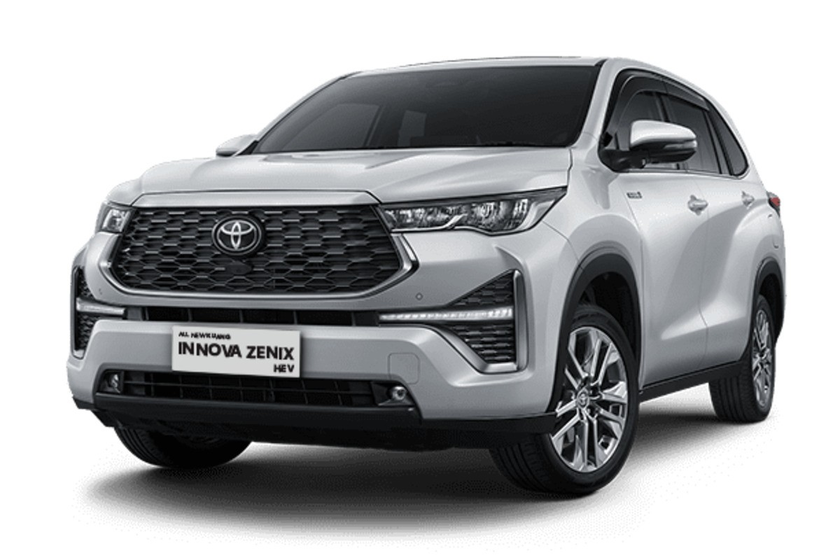 Perjalanan Lebaran Lebih Nyaman dengan Kijang Innova Zenix HEV Terbaru 
