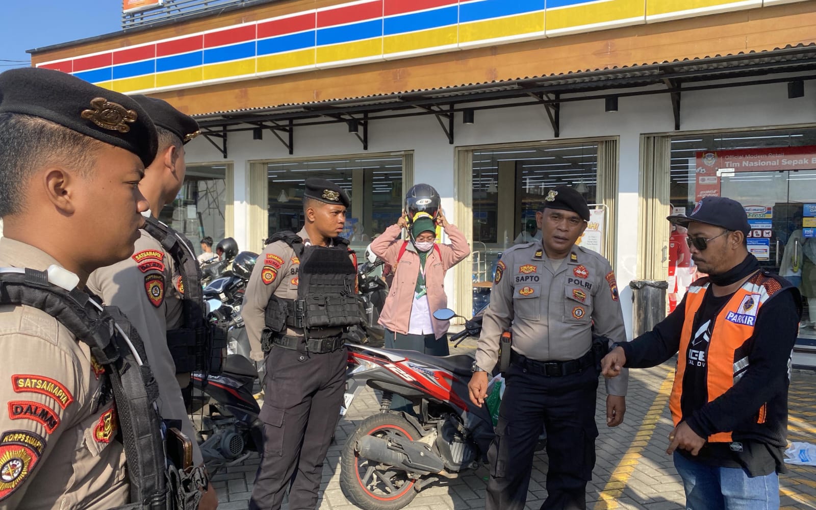 Cegah Pungli, Polisi Datangi Juru Parkir di Pertokoan di Perkotaan Purbalingga