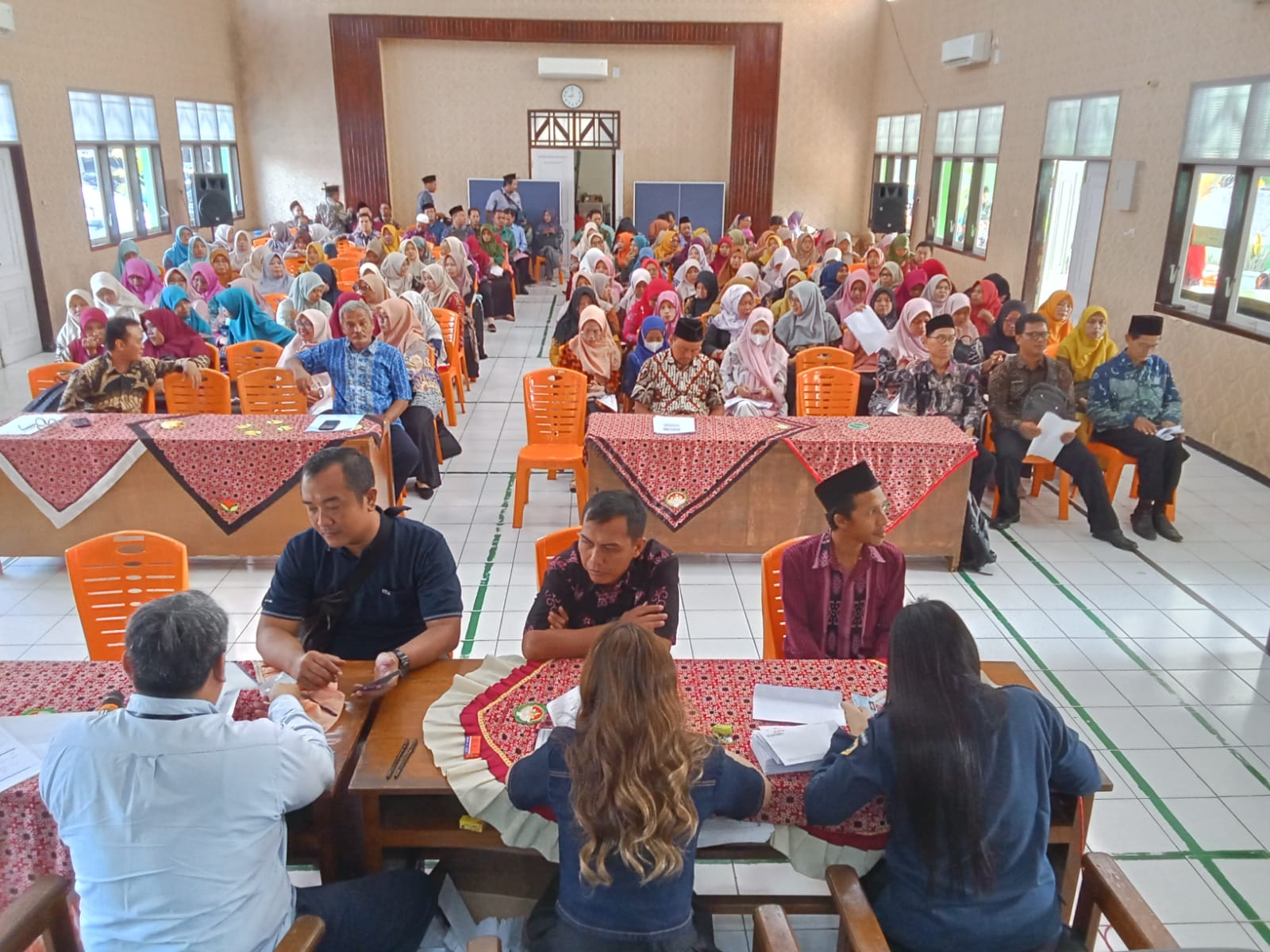 TPG 419 Guru Madrasah di Banyumas Cair, Kemenag Ingatkan Gaya Hidup