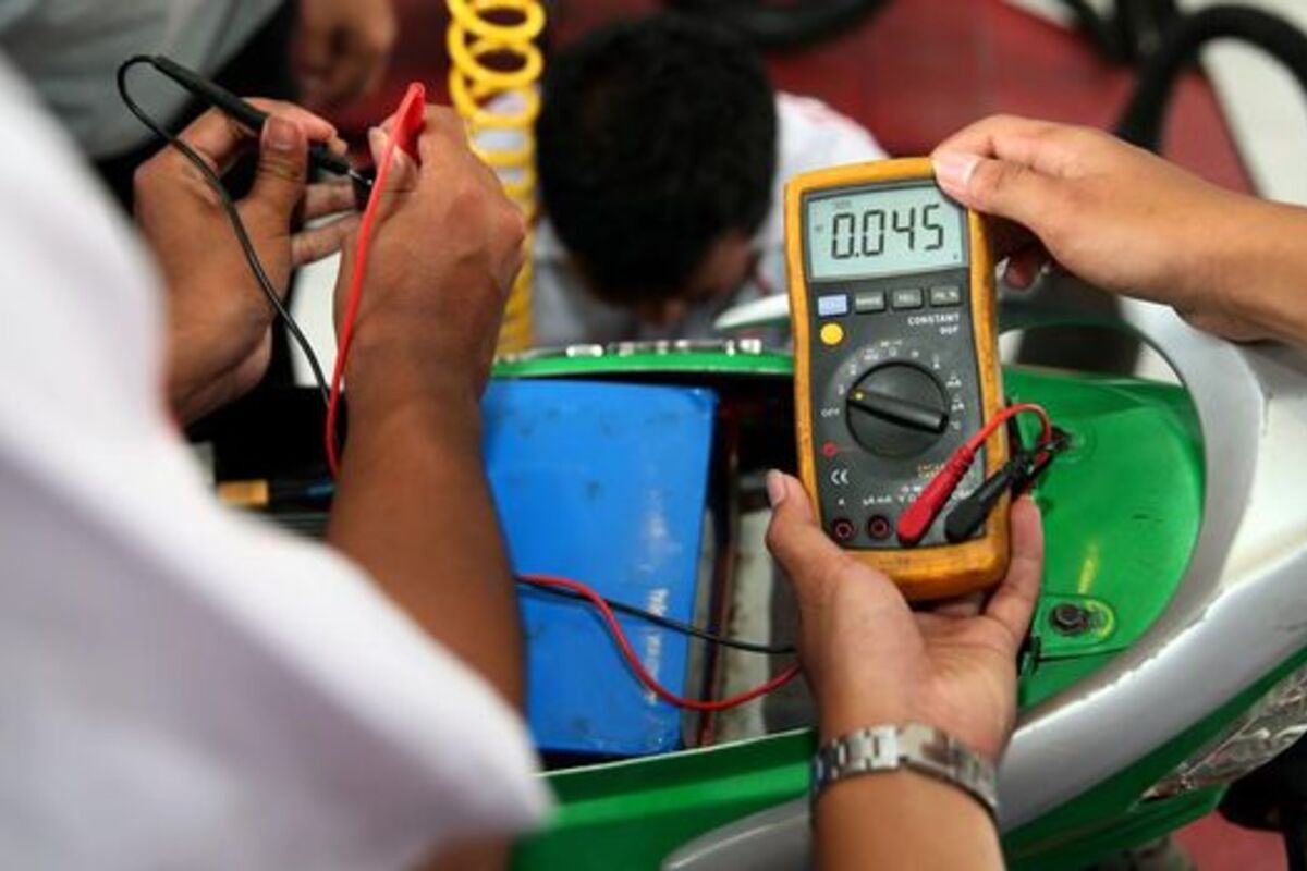 JANGAN TERTIPU! Inilah 5 Ciri-Ciri Baterai Motor Listrik Palsu